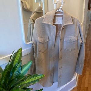 Aritzia Wilfred Ganna shirt jacket in heathered birch